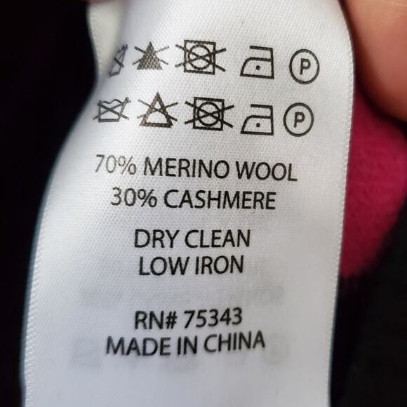 Tahari Women Cashmere Blend Black Cowlneck Sweater Poncho OS Minimal Modern Cozy - Picture 6 of 11